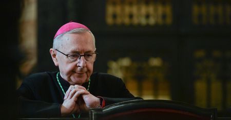 Koronawirus. Abp Gądecki napisał list do lekarzy. Sam jest zakażony