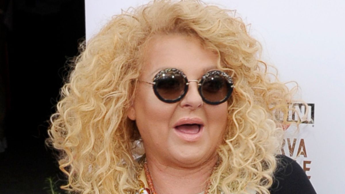 Twarz 71-letniej Magdy Gessler z bliska