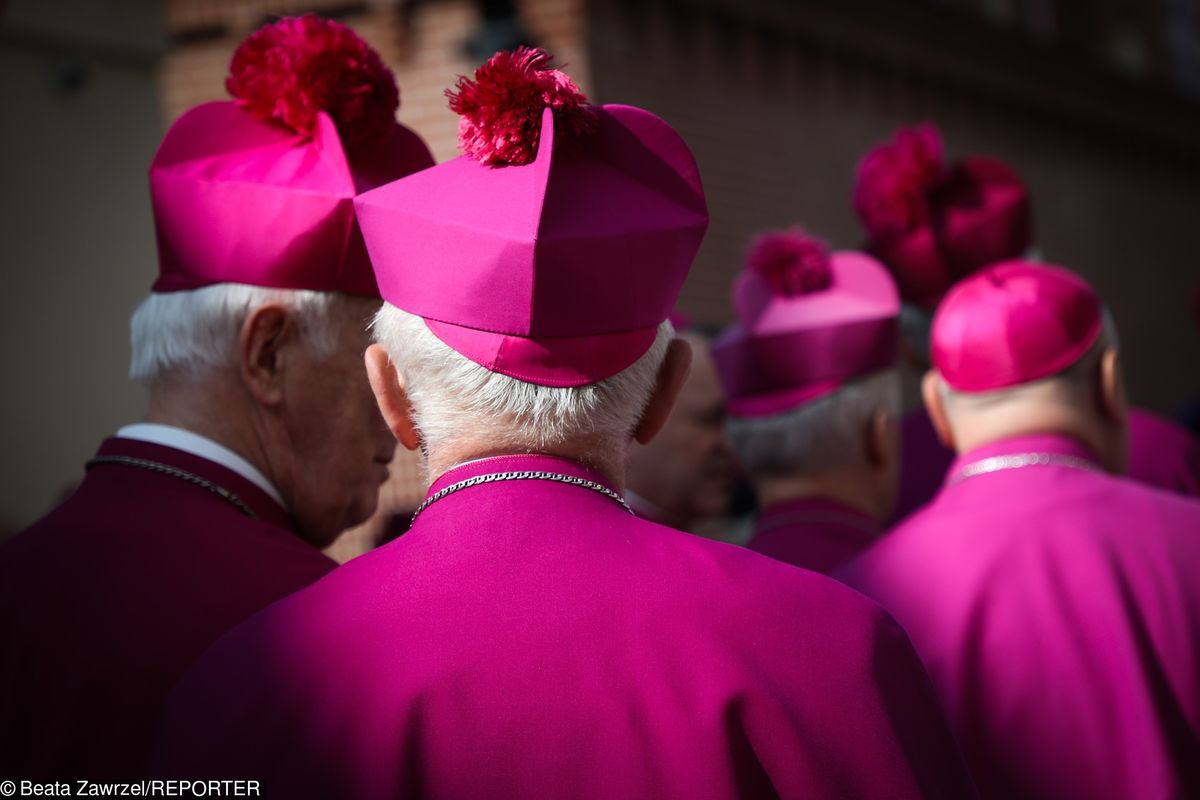 Lista biskupów do dymisji. Kogo mógłby usunąć delegat papieża Franciszka