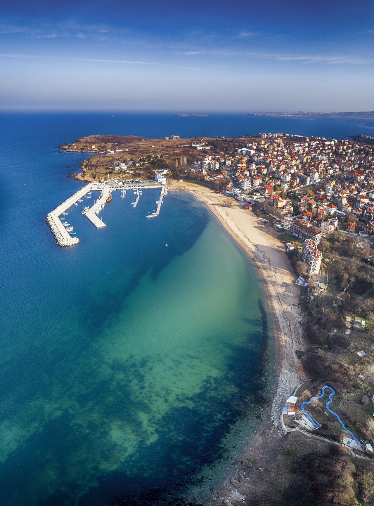 Czernomorec znajduje się 25 km od Burgas