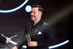 Odbierając nagrodę w Gdyni, podziękował partnerowi. Publiczność wiwatowała