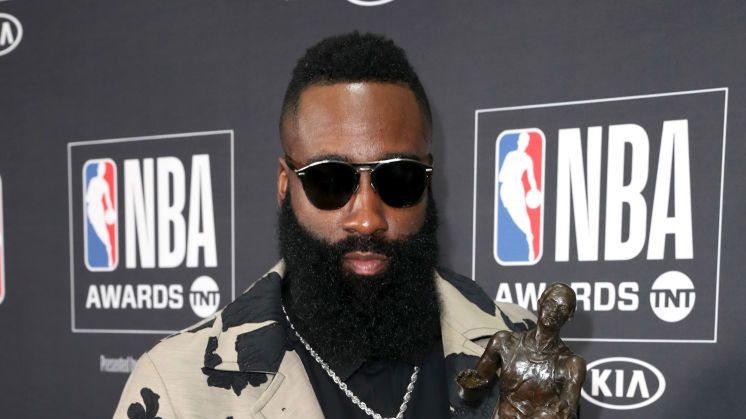 Zdjęcie okładkowe artykułu: Getty Images / Joe Scarnici / Na zdjęciu: James Harden - MVP sezonu 2017/2018