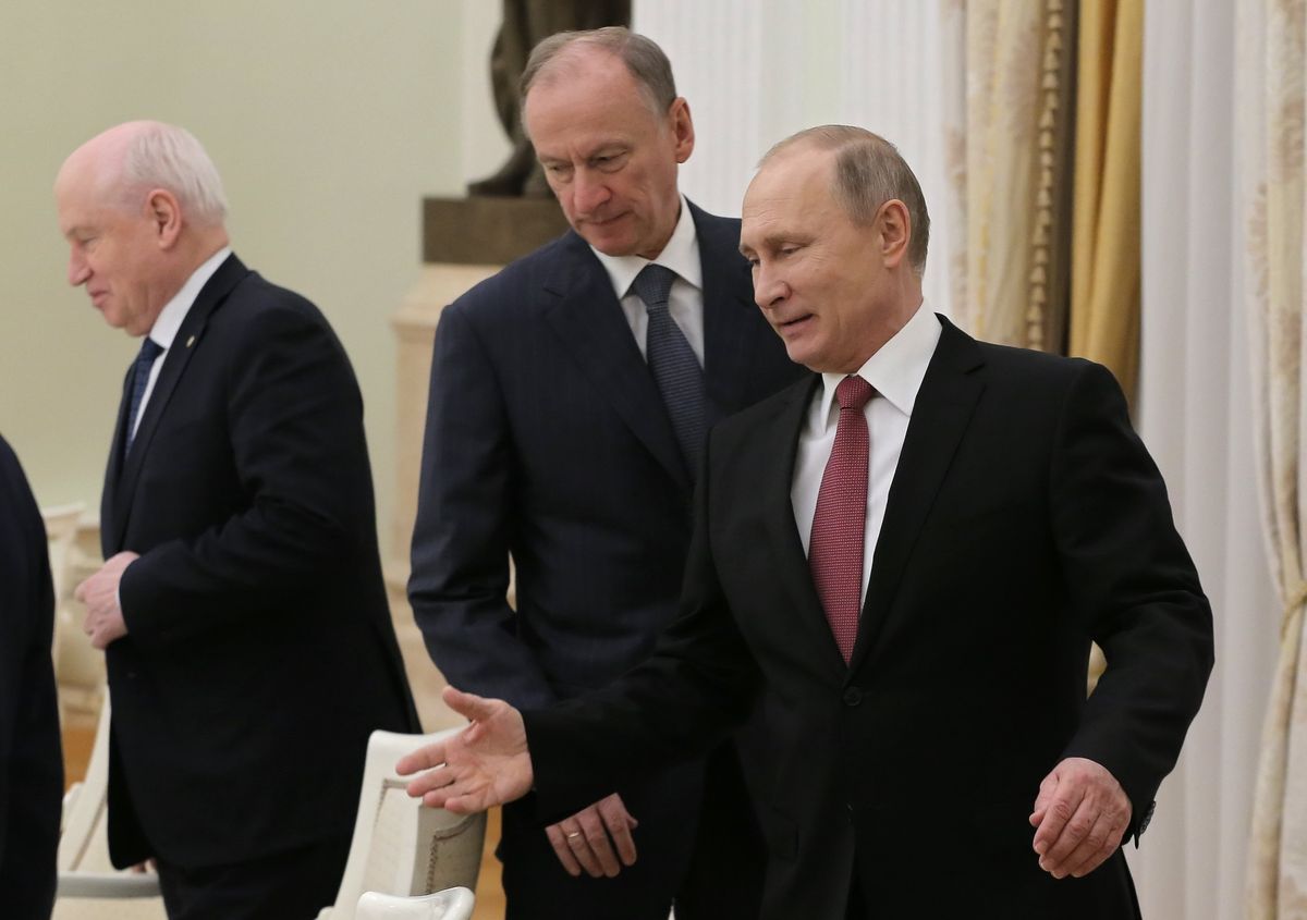 Nikołaj Patruszew i Władimir Putin. Łączą ich bliskie relacje, obaj są starymi kagiebistami 