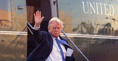 Trump przymierza się do trzeciej kadencji? Gadżety w wymownym hasłem
