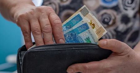 258 zł dodatku do emerytury. Jakie są warunki i zasady?