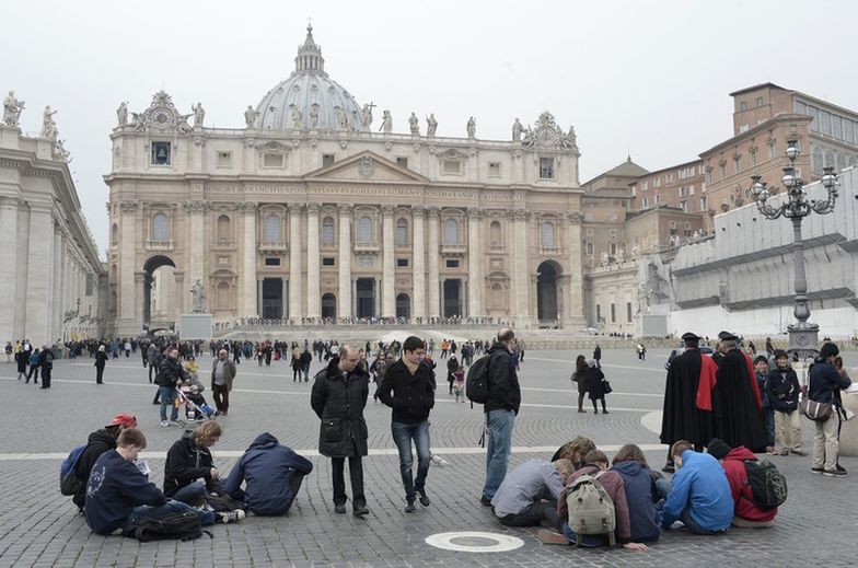 Watykan: Do aresztu trafiły dwie osoby