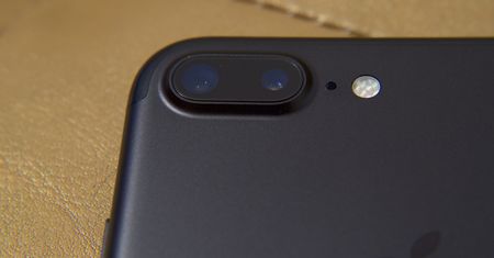 Ubuntu uruchomione na iPhone 7. Nie jest to proste, ale możliwe