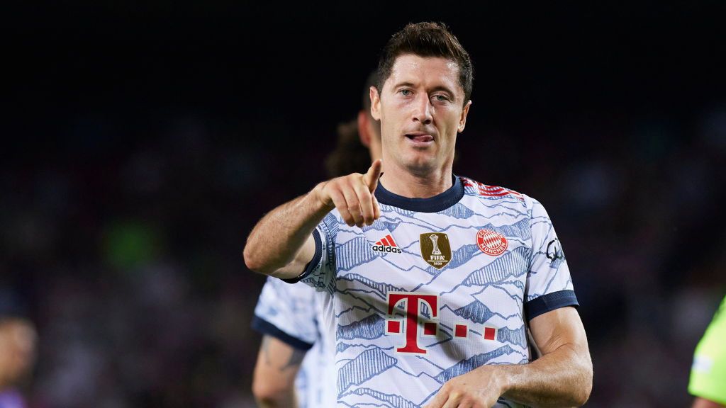 Zdjęcie okładkowe artykułu: Getty Images /  Berengui/DeFodi Images / Na zdjęciu: Robert Lewandowski