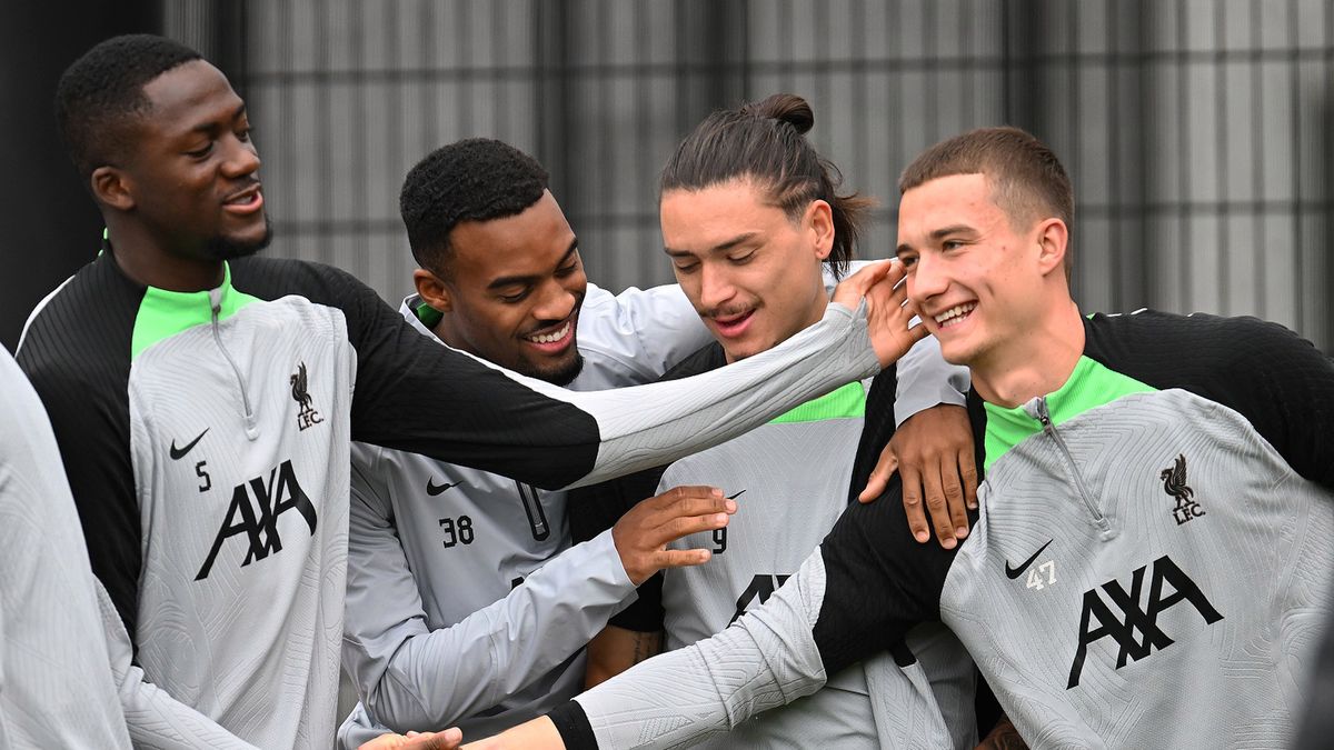 Zdjęcie okładkowe artykułu: Getty Images / John Powell/Liverpool FC / Na zdjęciu: Ibrahima Konate, Ryan Gravenberch, Darwin Nunez i Fabian Mrozek