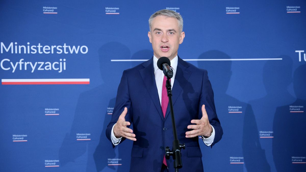 Minister Krzysztof Gawkowski o cyfrowym samorz?dzie
Fot. Andrzej Kulpita/East News, 09.07.2026. Warszawa. Konferencja prasowa wicepremiera, ministra cyfryzacji Krzysztofa Gawkowskiego (n/z) na temat cyfrowego samorzadu w Urzedzie Dzielnicy Bielany.
Andrzej Kulpita