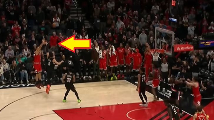 YouTube / YouTube NBA / Vucevic trafiający na zwycięstwo