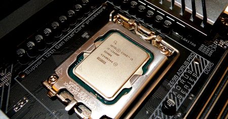 Intel Core i5-13400F miał mnie zachwycić, ale zerknąłem na cenę w sklepie...