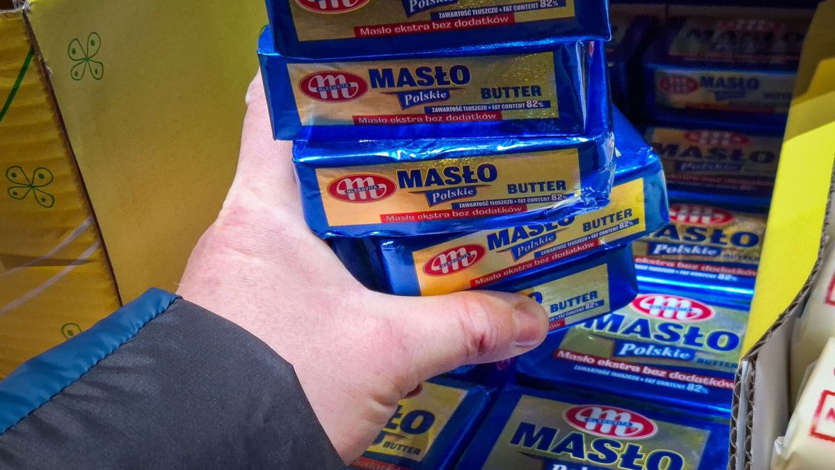 Reporter archiwum 2024 12
07.12.2024 Lodz. Kazdy juz chyba przyzwyczail sie do wzrostu cen artykulow spozywczych, ale ceny masla rosna w zastraszajacym tempie. W 2025 roku kostka masla 200 g ma kosztowac 10 zl. Fot. Piotr Kamionka/REPORTER
Piotr Kamionka/REPORTER