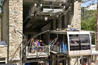 "Betonowa patelnia" przy kolejce na Kasprowy Wierch. Turyści rozczarowani