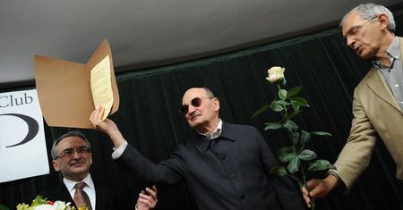 Mrożek otrzymał nagrodę polskiego PEN-Clubu