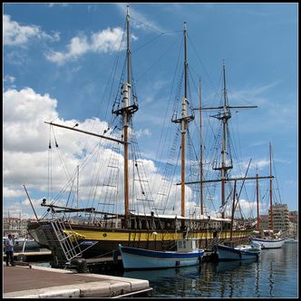 Zatonęła historyczna pływająca restauracja