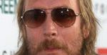 Rhys Ifans nie ma nic wspólnego z Bondem