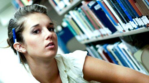 Brudne sekrety elitarnej szkoły znalezione na Facebooku 1