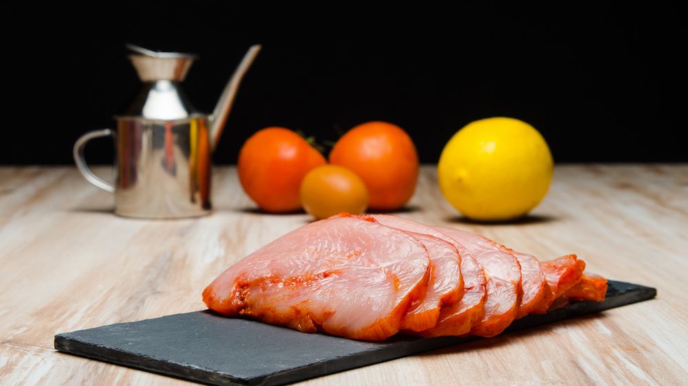 Surowy indyk w roztworze (mięso ciemne i skóra)