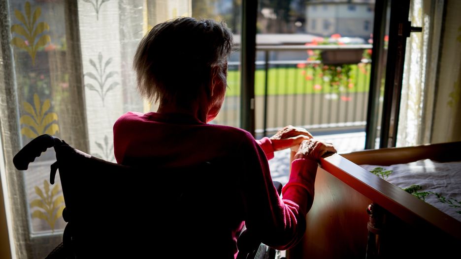Disabled senior woman in wheelchair at home in living room
Senior sick woman in wheelchair
Jasmin Merdan