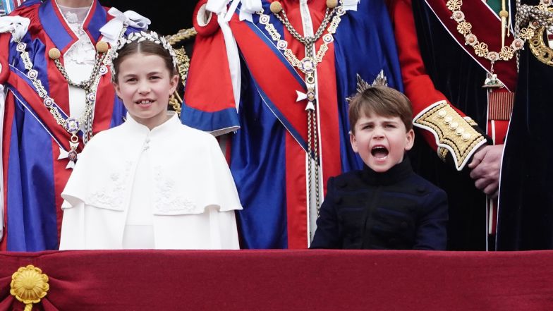 Książę Louis dokazuje na balkonie Pałacu Buckingham