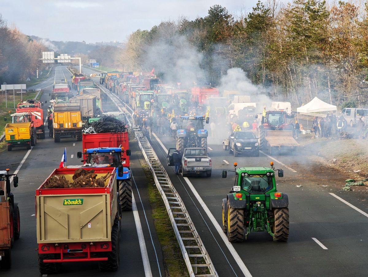Blokada rolników w Agen we Francji 23 stycznia 2024 roku