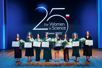 Kobiety w nauce są coraz silniejsze.