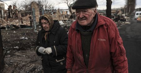 Ukraińskie małżeństwo z Buczy mówi o atakach Rosjan. "Na ulicach leżały ciała"