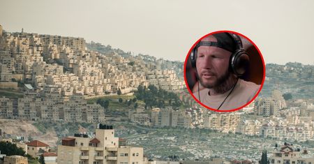 Odwiedził m.in. Rosję, Izrael i Palestynę. "Od samego początku mnie śledzili"