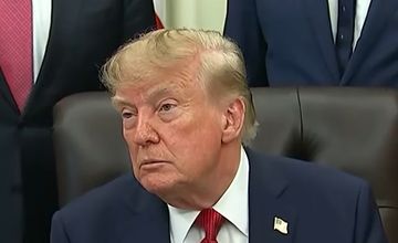 Dziennikarze trzech redakcji bez wstępu do Białego Domu. Trump: z powodu fake newsów
