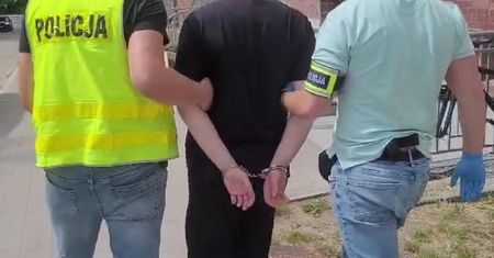 Wymieniał kasę z przekrętu na kryptowaluty. Wpadł przy maszynie
