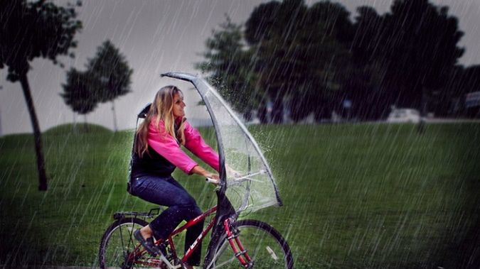 LeafxPro: rowerowy parasol. Jazda w deszczu przestanie być problemem 1