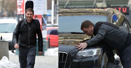 Karolak PRZYTULA I CAŁUJE SAMOCHÓD... (ZDJĘCIA)