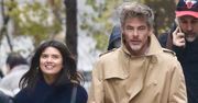 Chris Pine "przyłapany" na spacerze z nową miłością. Spotyka się z młodszą o 15 lat kelnerką