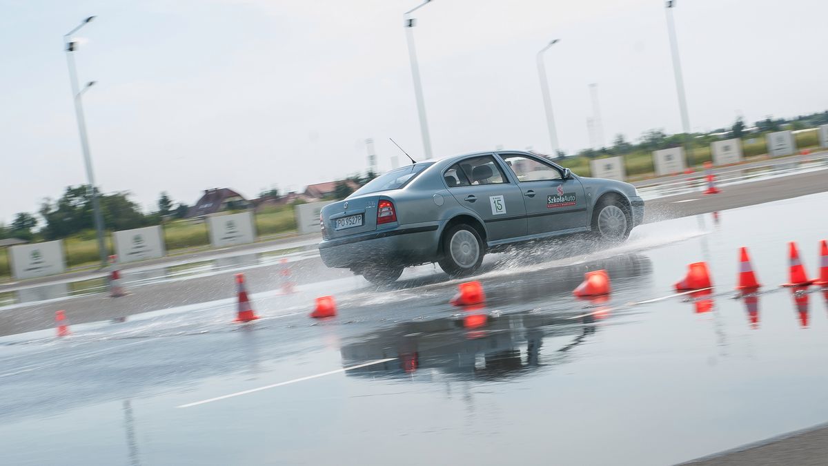 Skoda Octavia z 2004 roku. Silnik o mocy 75 koni, no cóż, działa.