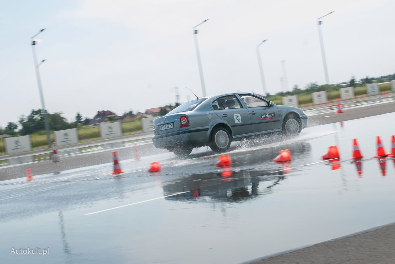 15 lat temu bezpieczeństwo oznaczało coś zupełnie innego. Sprawdziłem to na autodromie Škody