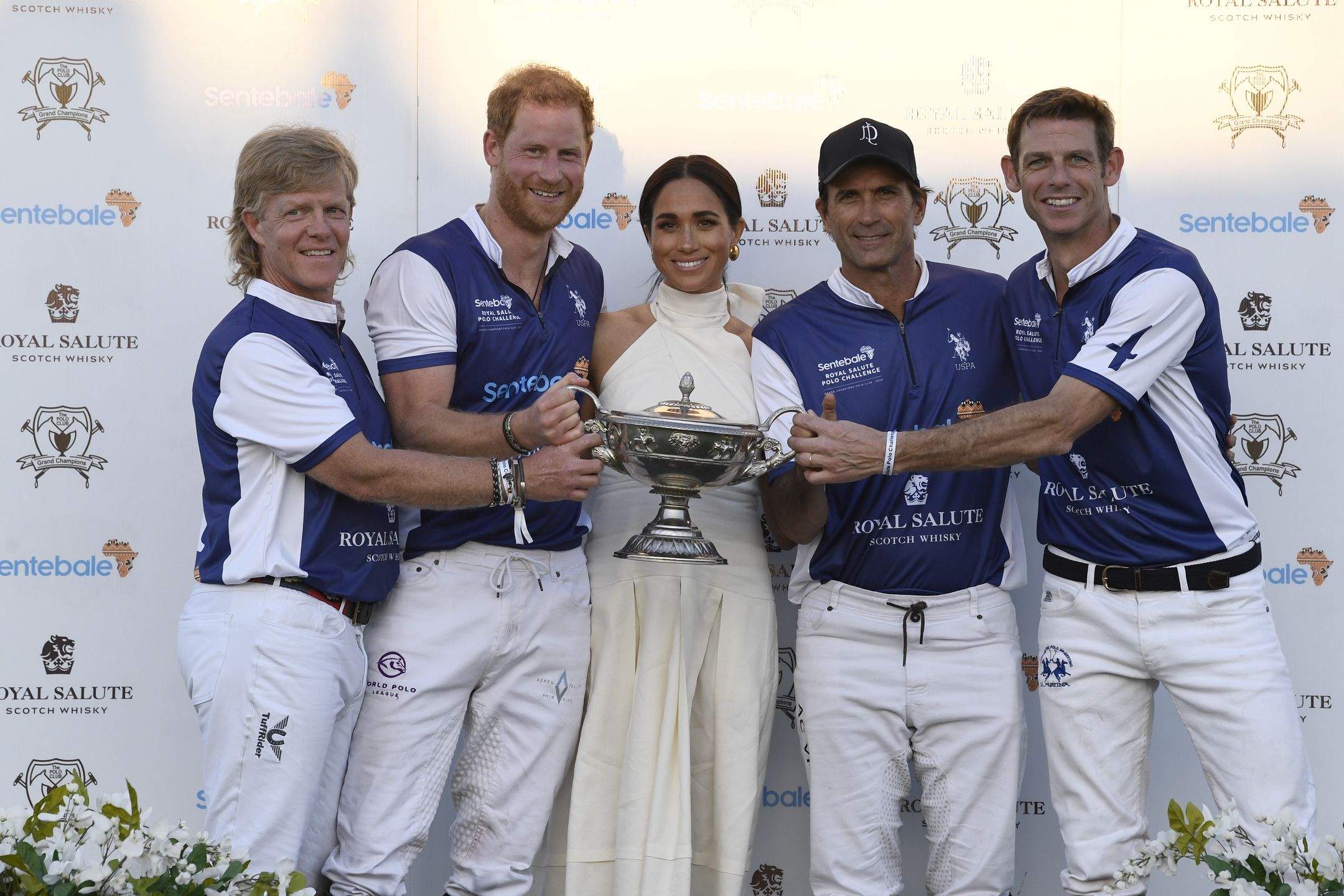 Meghan Markle wręczyła księciu Harry'emu puchar za grę w polo 