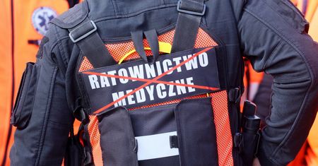 Pomorskie. Protest ratowników medycznych. Wojewoda pomorski wydał decyzję o relokacji karetek pogotowia