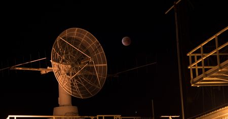 Koniec lipca - Mars najbliżej Ziemi od 2003 i najdłuższe zaćmienie Księżyca w XXI w.