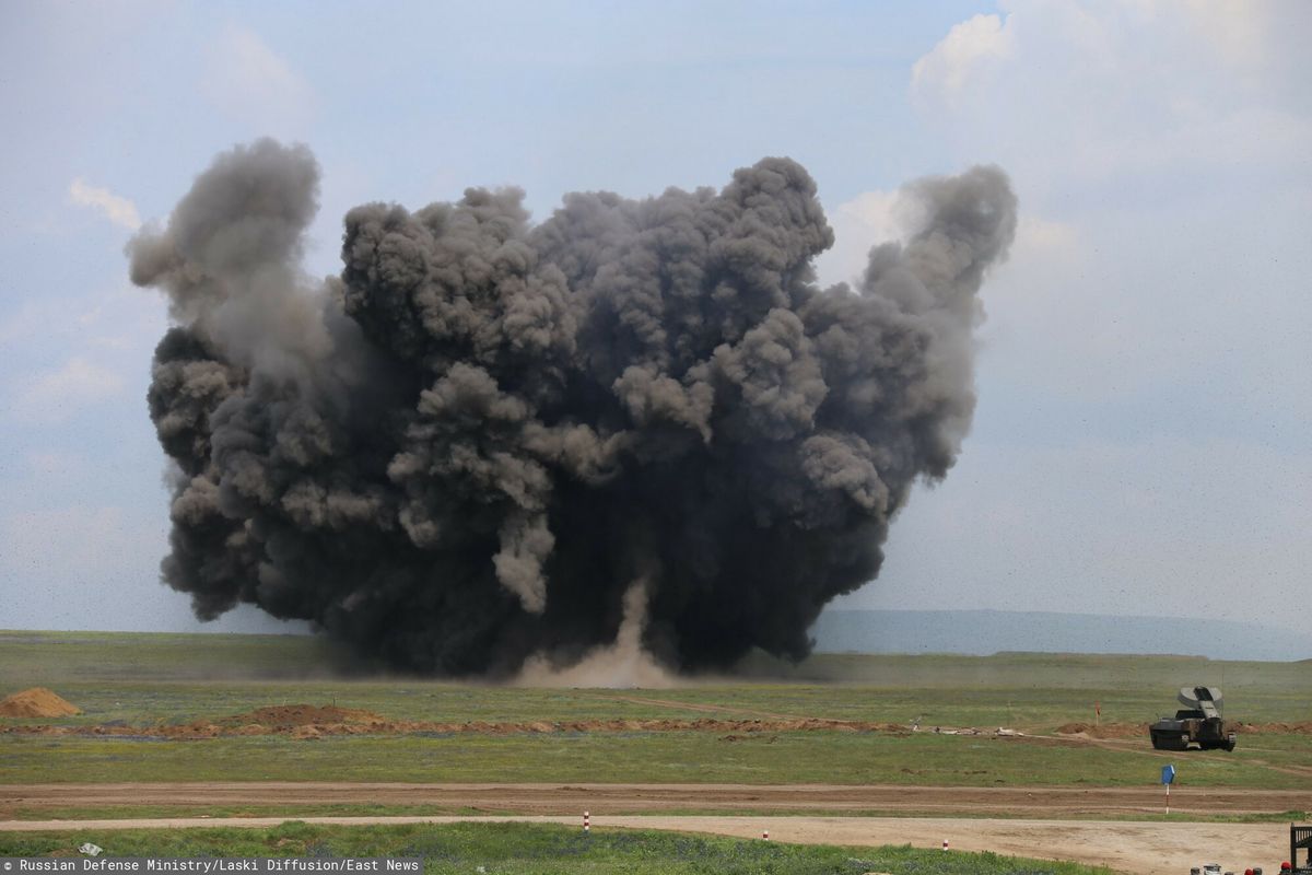 Była katastrofa w bazie lotniczej, teraz ogromna eksplozja składu amunicji. Na Krymie Rosjanom przytrafiają się zagadkowe wypadki

