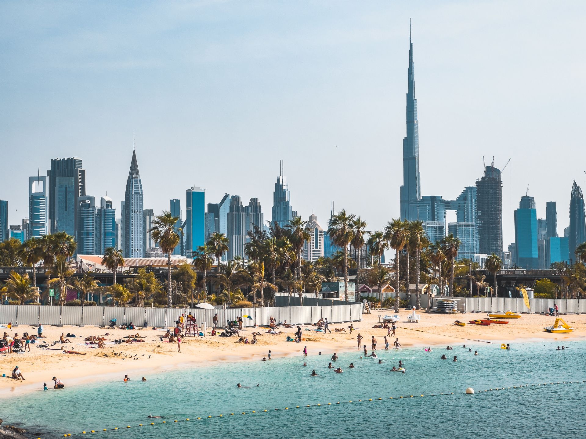 Dużą popularnością zimą cieszy się też Dubaj