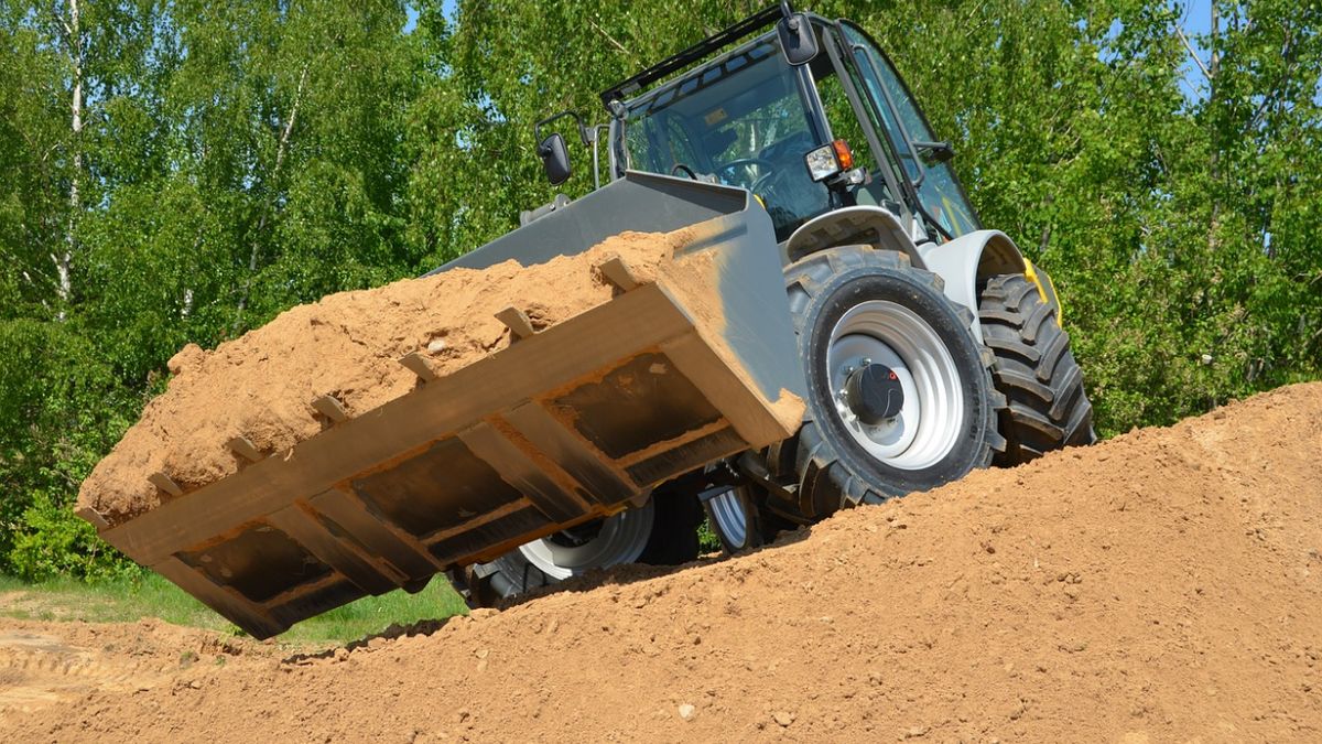 koparka wykopy odkrycie policja