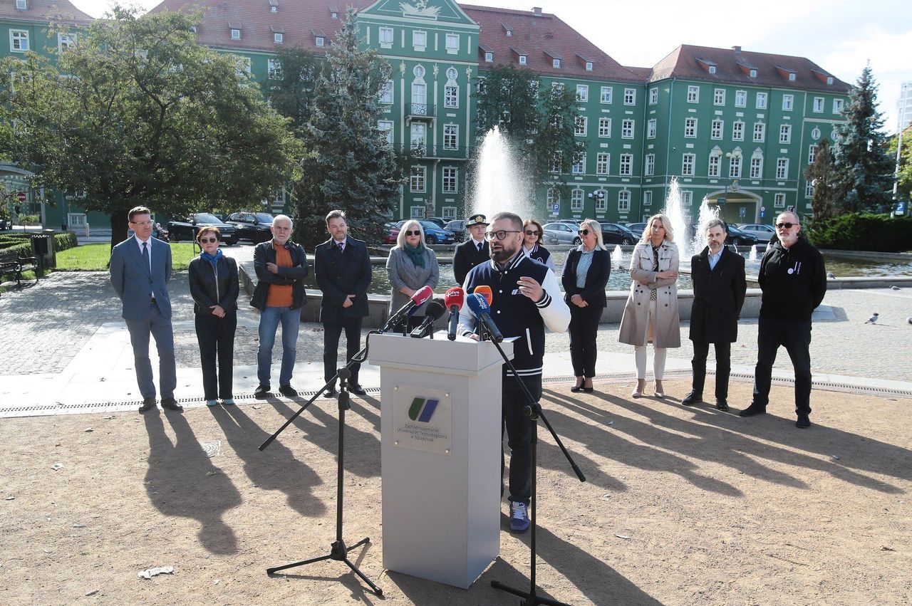 Szczecin: Wspólna inauguracja roku akademickiego uczelni, czyli coroczny Spacerek na Uniwerek