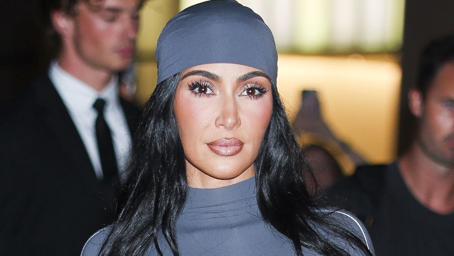 Kim Kardashian w futrze podbija Paryż