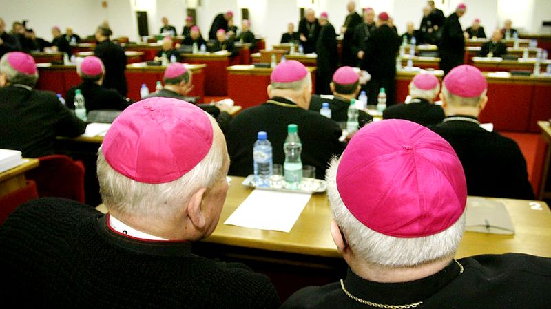 RODO przewiduje m.in. tzw. prawo do bycia zapomnianym. To znaczy, że jeśli ktoś zażąda, aby firma X usunęła jego dane z bazy - będzie musiała to zrobić.