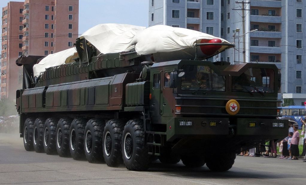 Korea testuje pocisk hipersoniczny. Moskwa błaga o dostawy broni