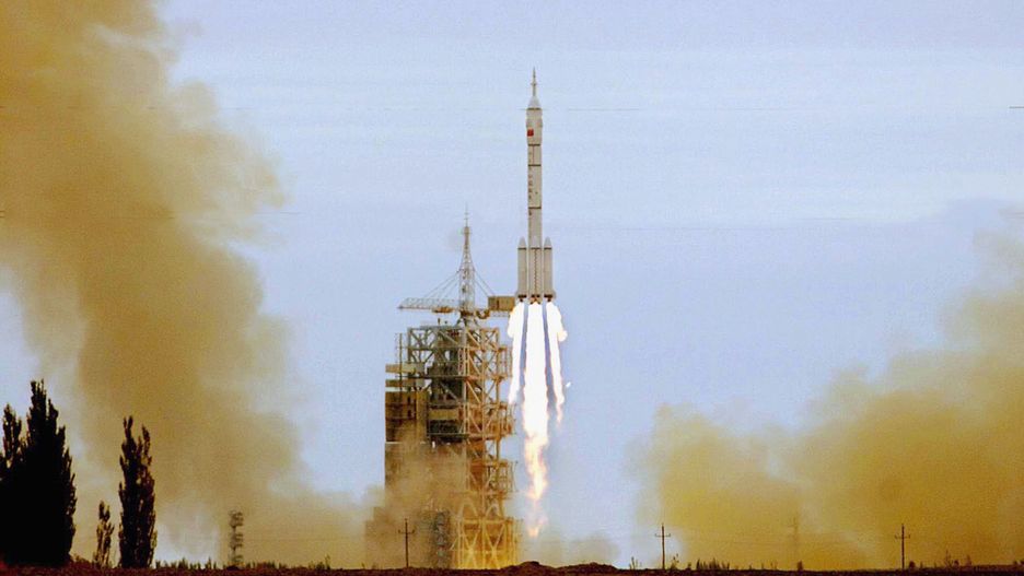 Statek kosmiczny The Shenzhou VI wystrzelony z Jiuquan Satellite Launch Centre w 2005 r. (zdjęcie ilustracyjne)