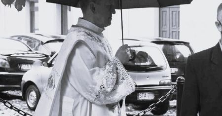 Nagła śmierć księdza poruszyła wiernych. "Księże Piotrze, do zobaczenia"