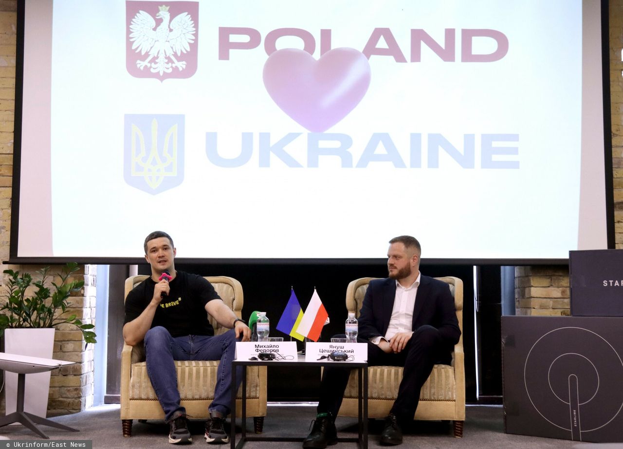 Janusz Cieszyński i Mychajło Fedorow podczas konferencji w Kijowie.