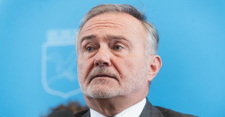 Rządził nieprzerwanie 26 lat. Żegna się. "Przyjmuję to z pokorą"